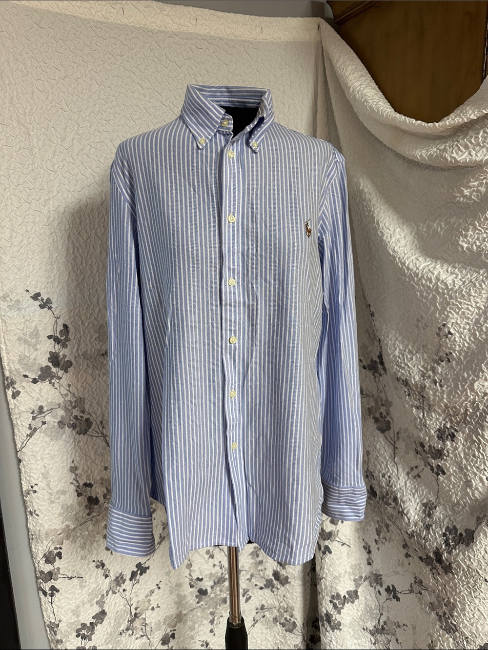 Ralph Lauren Light Blue and White Striped Button-Down Dress Shirt knit Oxford